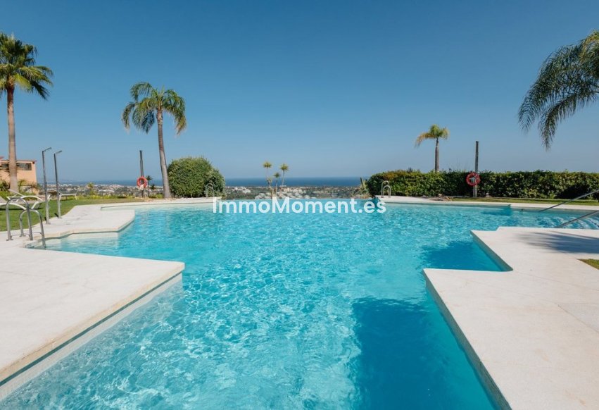 Resale - Apartment - Benahavís - Benahavís Centro