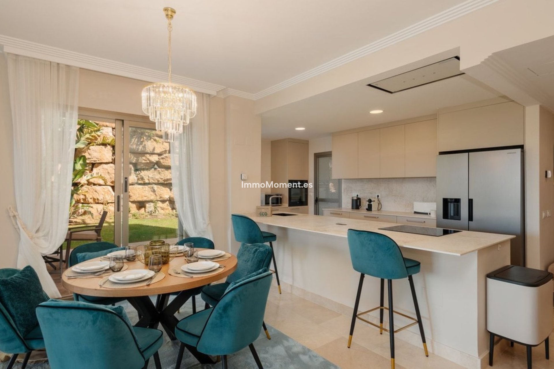 Resale - Apartment - Benahavís - Benahavís Centro