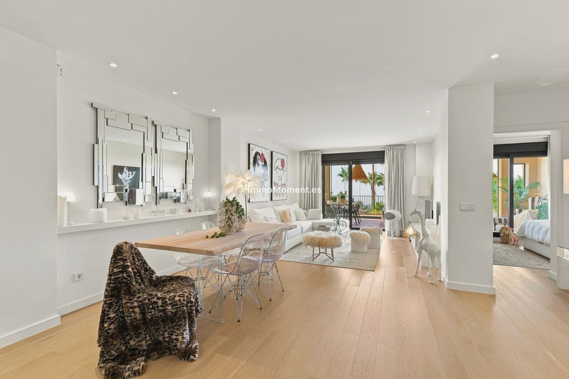 Resale - Apartment - Benahavís - Benahavís Centro