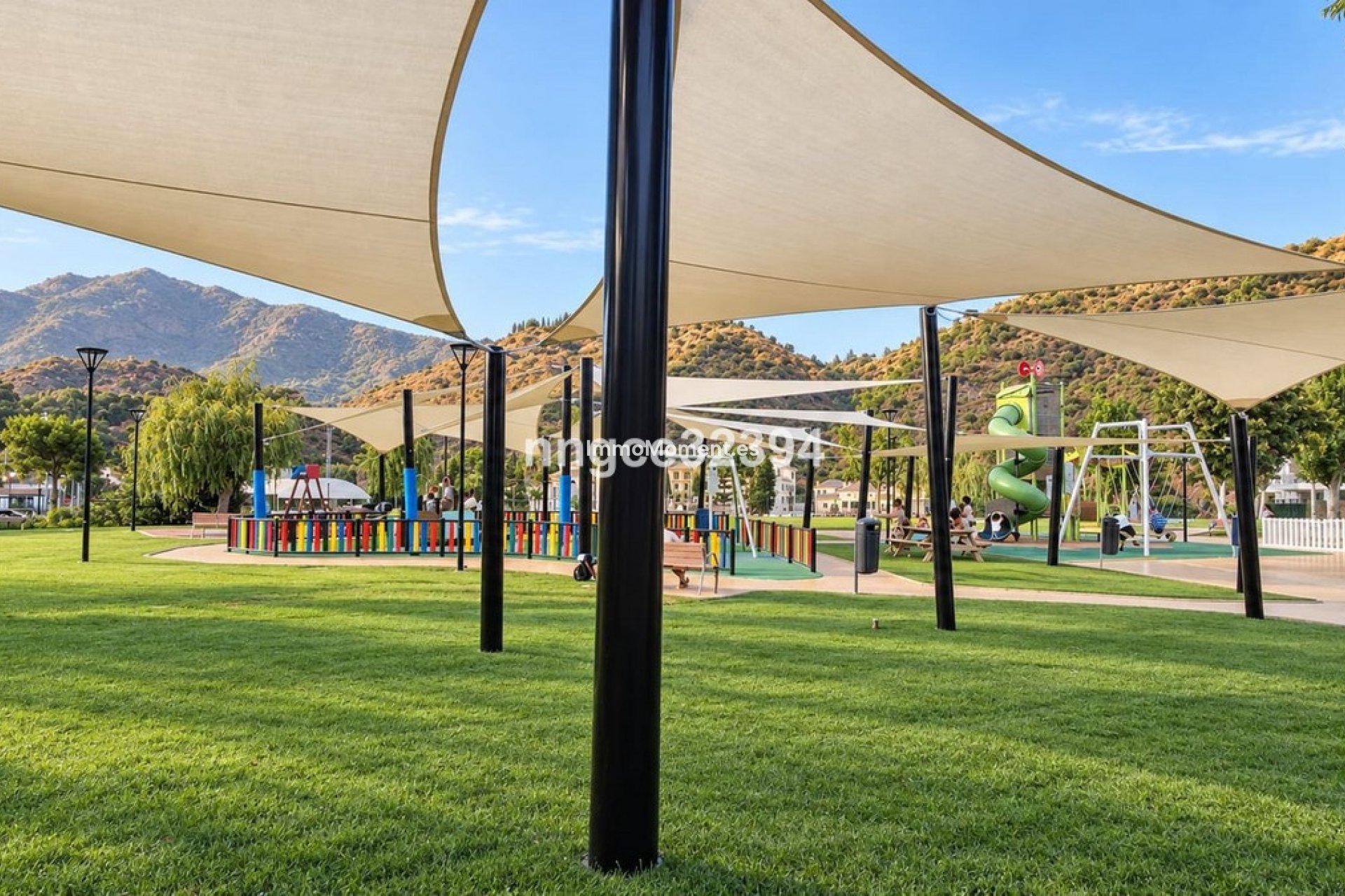 Resale - Apartment - Benahavís - Benahavís Centro