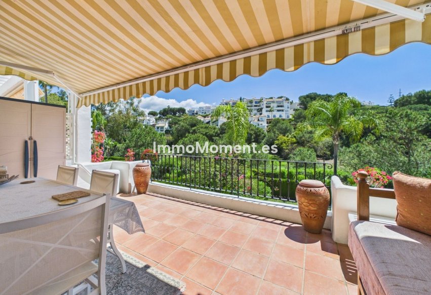 Resale - Apartment - Benahavís - Benahavís Centro