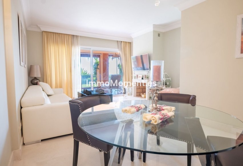 Resale - Apartment - Benahavís - Benahavís Centro