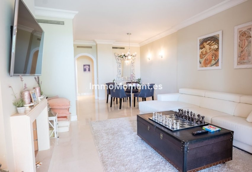 Resale - Apartment - Benahavís - Benahavís Centro