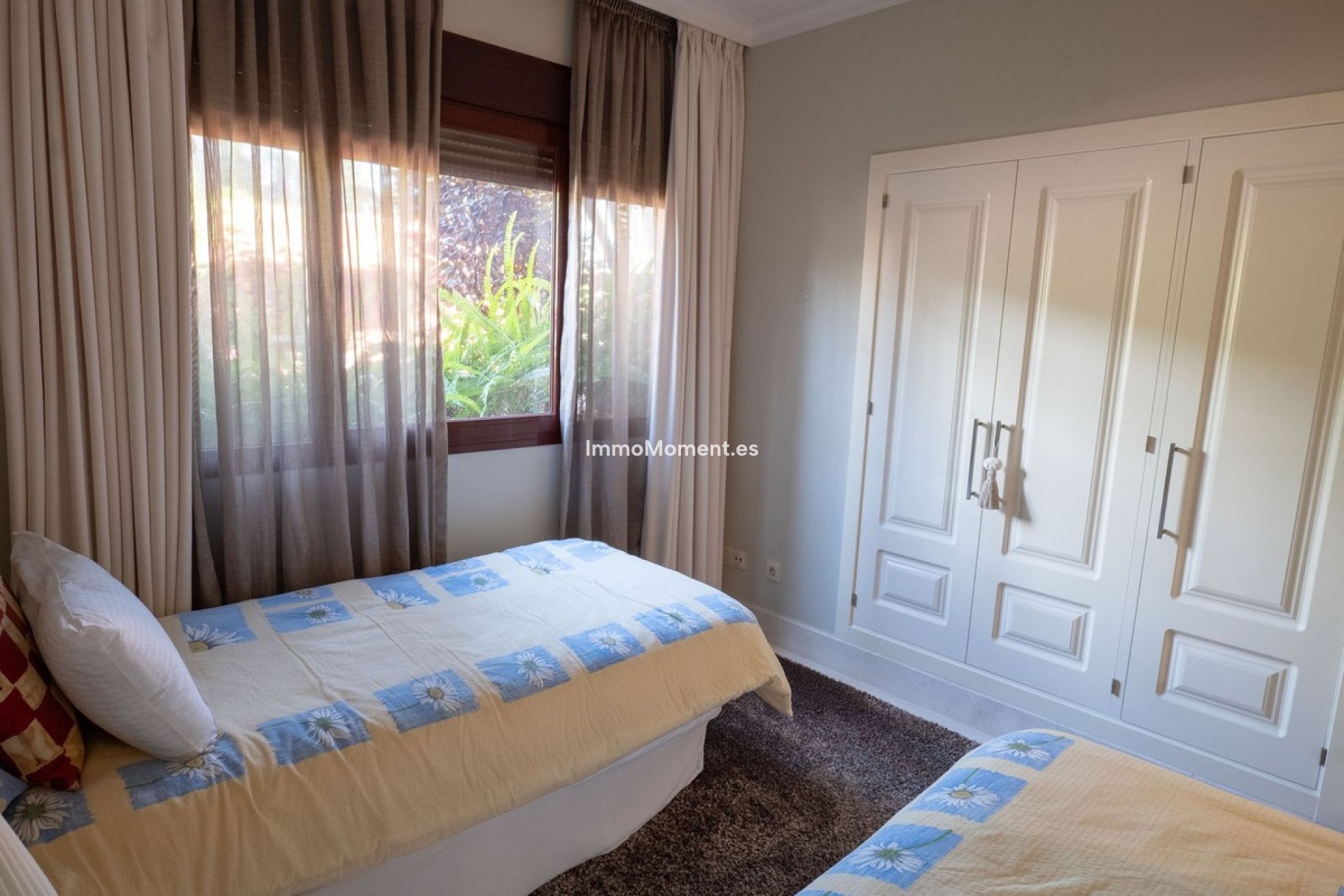 Resale - Apartment - Benahavís - Benahavís Centro