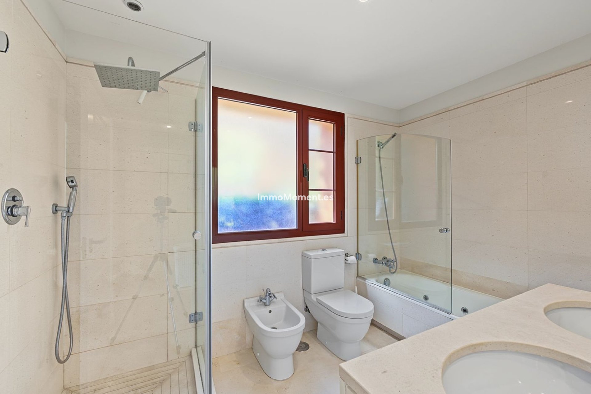 Resale - Apartment - Benahavís - Benahavís Centro