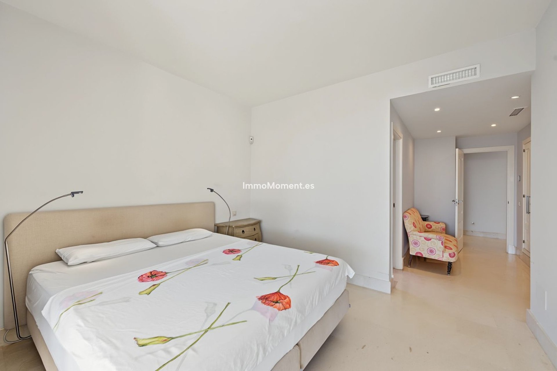 Resale - Apartment - Benahavís - Benahavís Centro