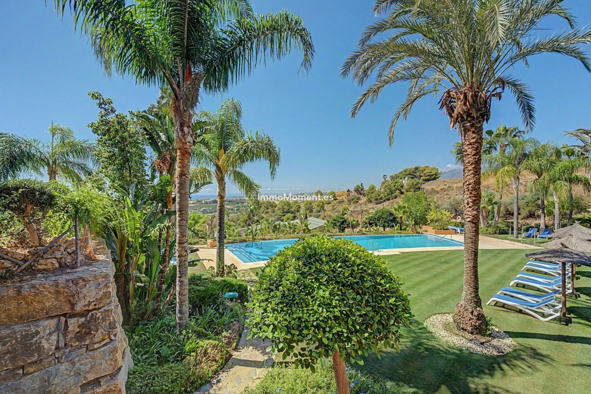 Resale - Apartment - Benahavís - Benahavís Centro