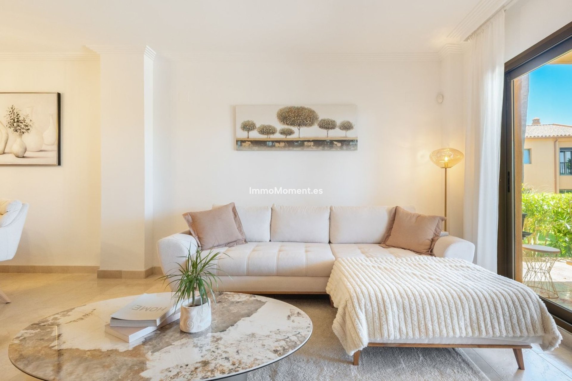 Resale - Apartment - Benahavís - Benahavís Centro