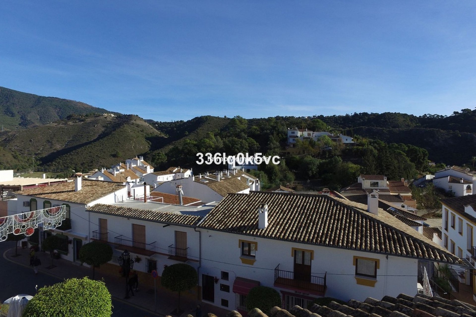 Resale - Apartment - Benahavís - Benahavís Centro