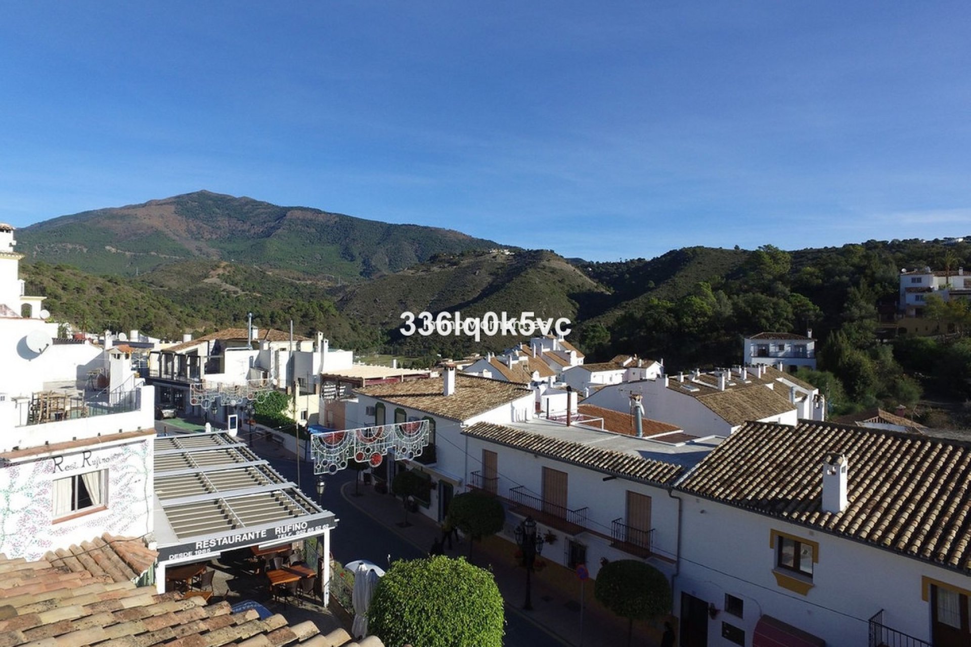 Resale - Apartment - Benahavís - Benahavís Centro