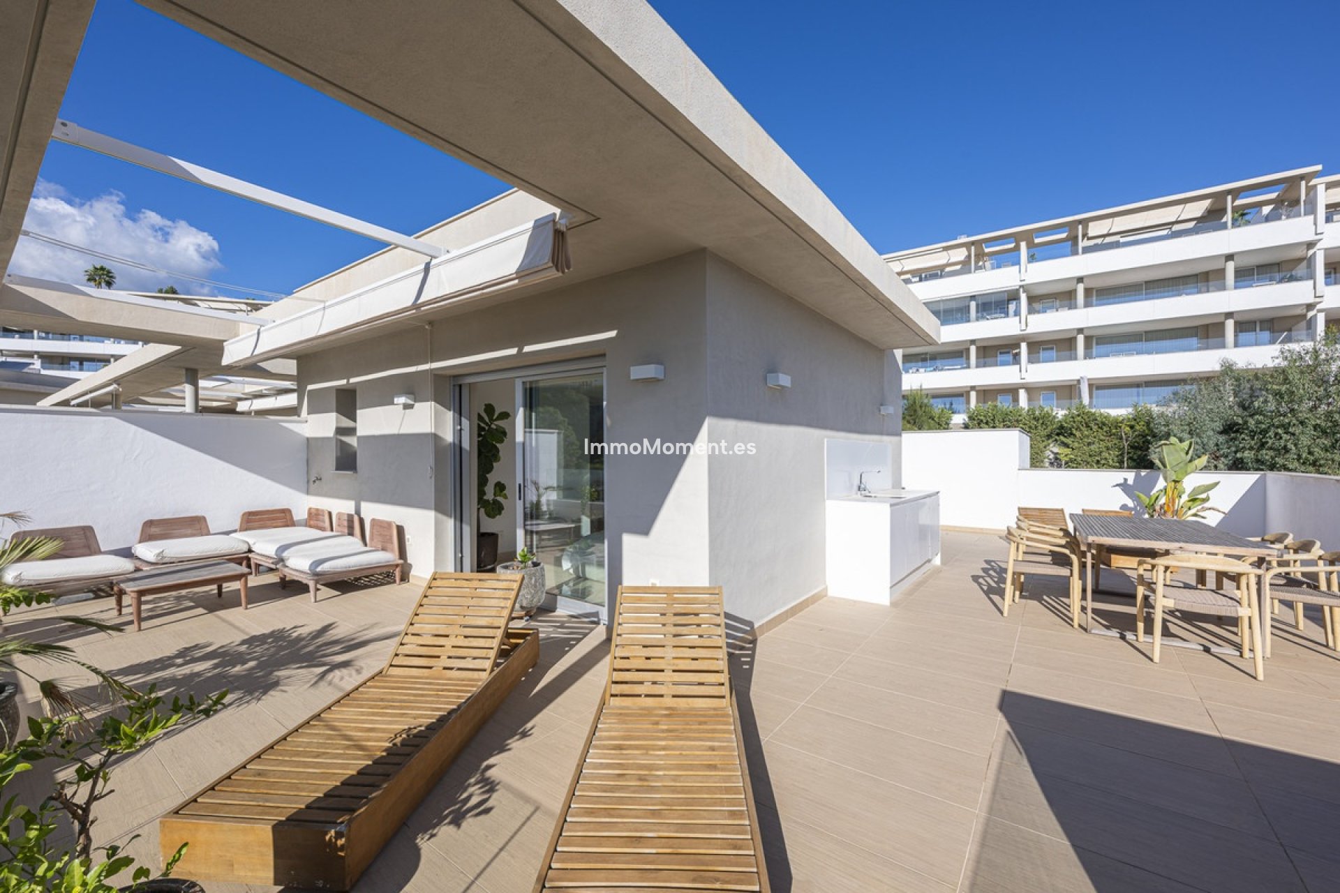 Resale - Apartment - Benahavís - Benahavís Centro