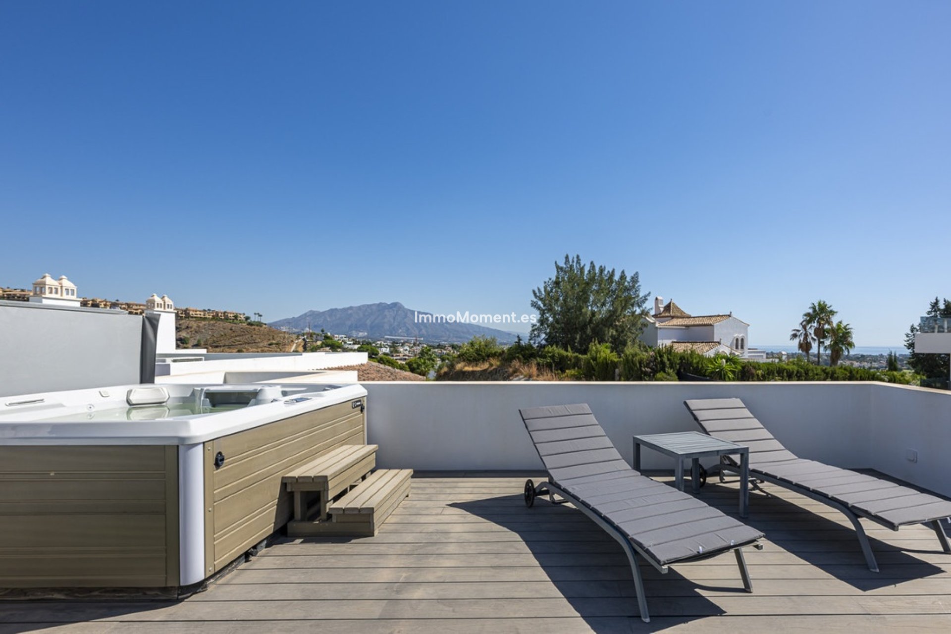 Resale - Apartment - Benahavís - Benahavís Centro