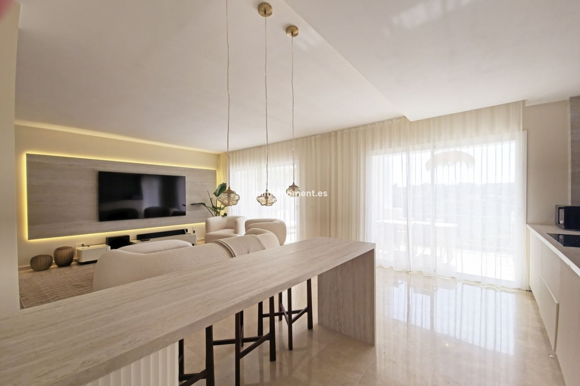 Resale - Apartment - Benahavís - Benahavís Centro