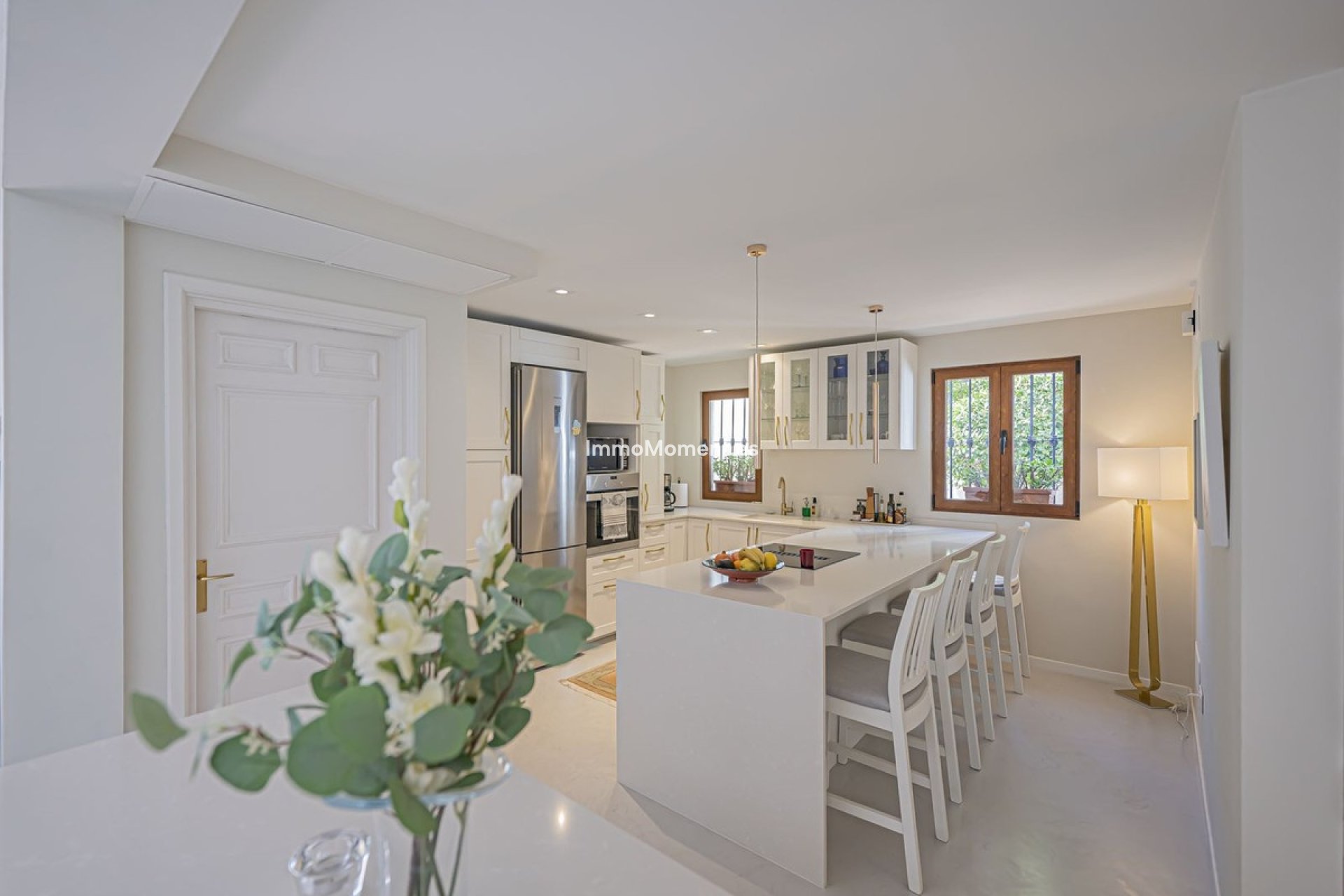 Resale - Apartment - Benahavís - Benahavís Centro