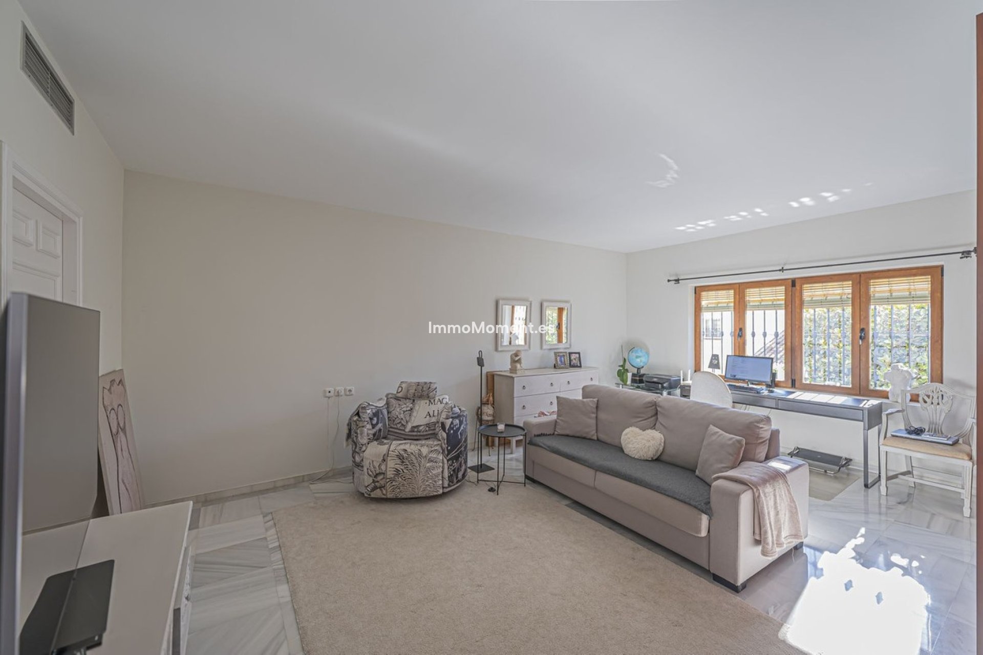 Resale - Apartment - Benahavís - Benahavís Centro