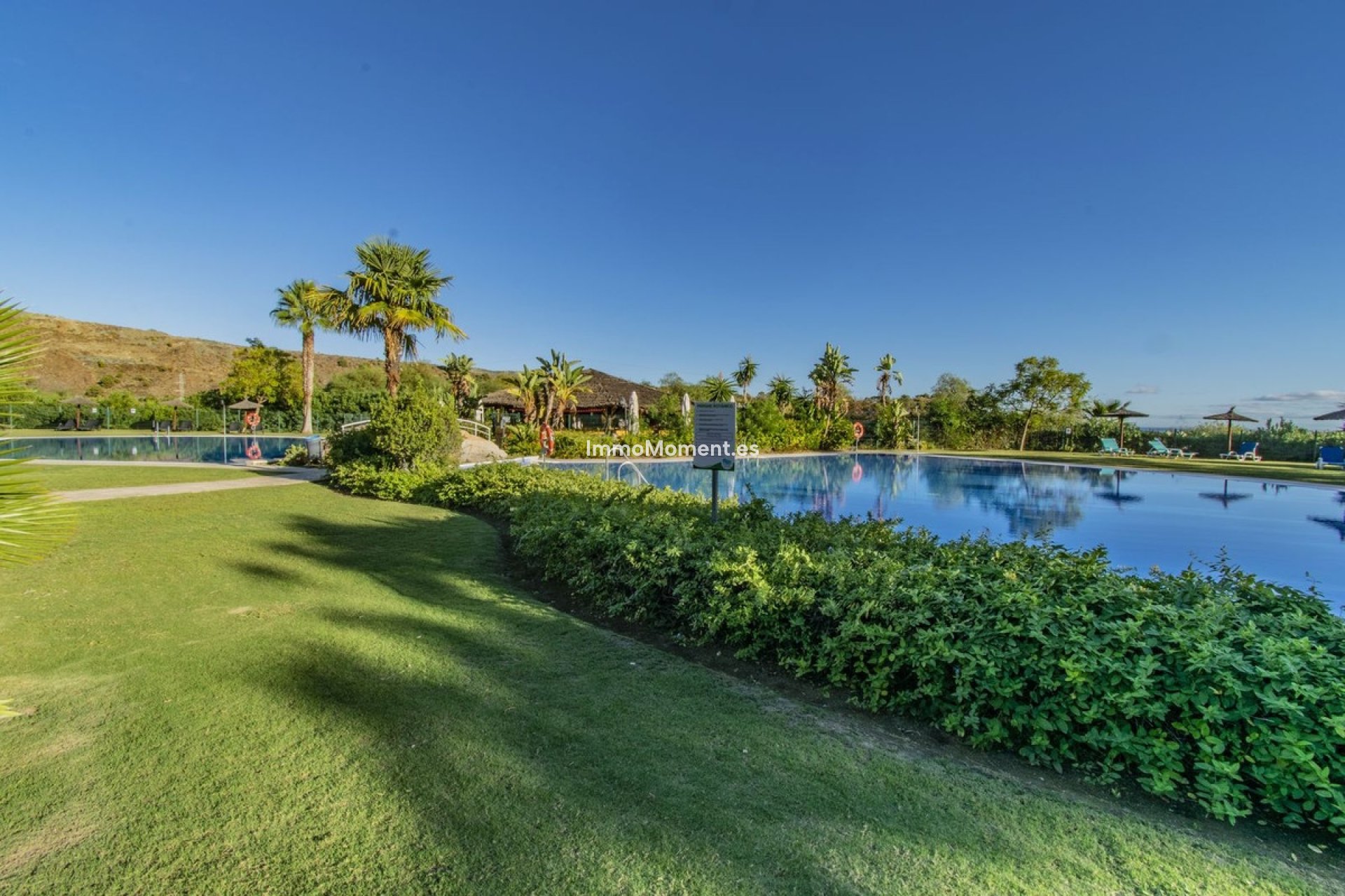 Resale - Apartment - Benahavís - Benahavís Centro