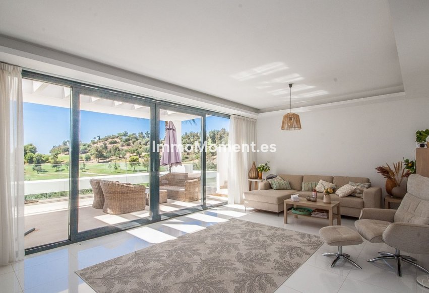 Resale - Apartment - Benahavís - Benahavís Centro