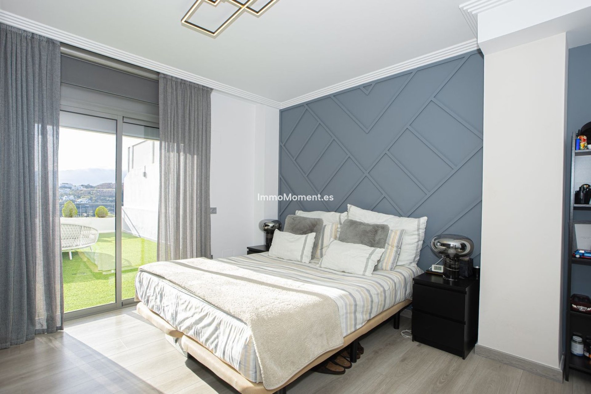 Resale - Apartment - Benahavís - Benahavís Centro