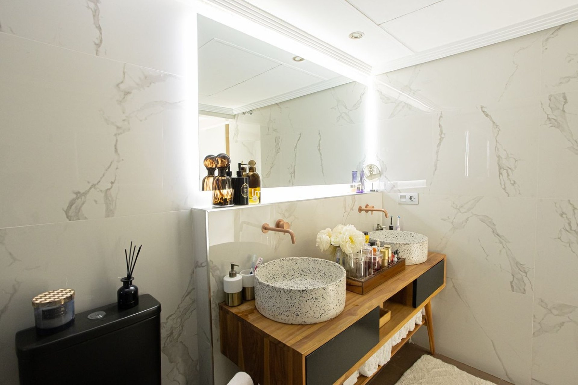 Resale - Apartment - Benahavís - Benahavís Centro