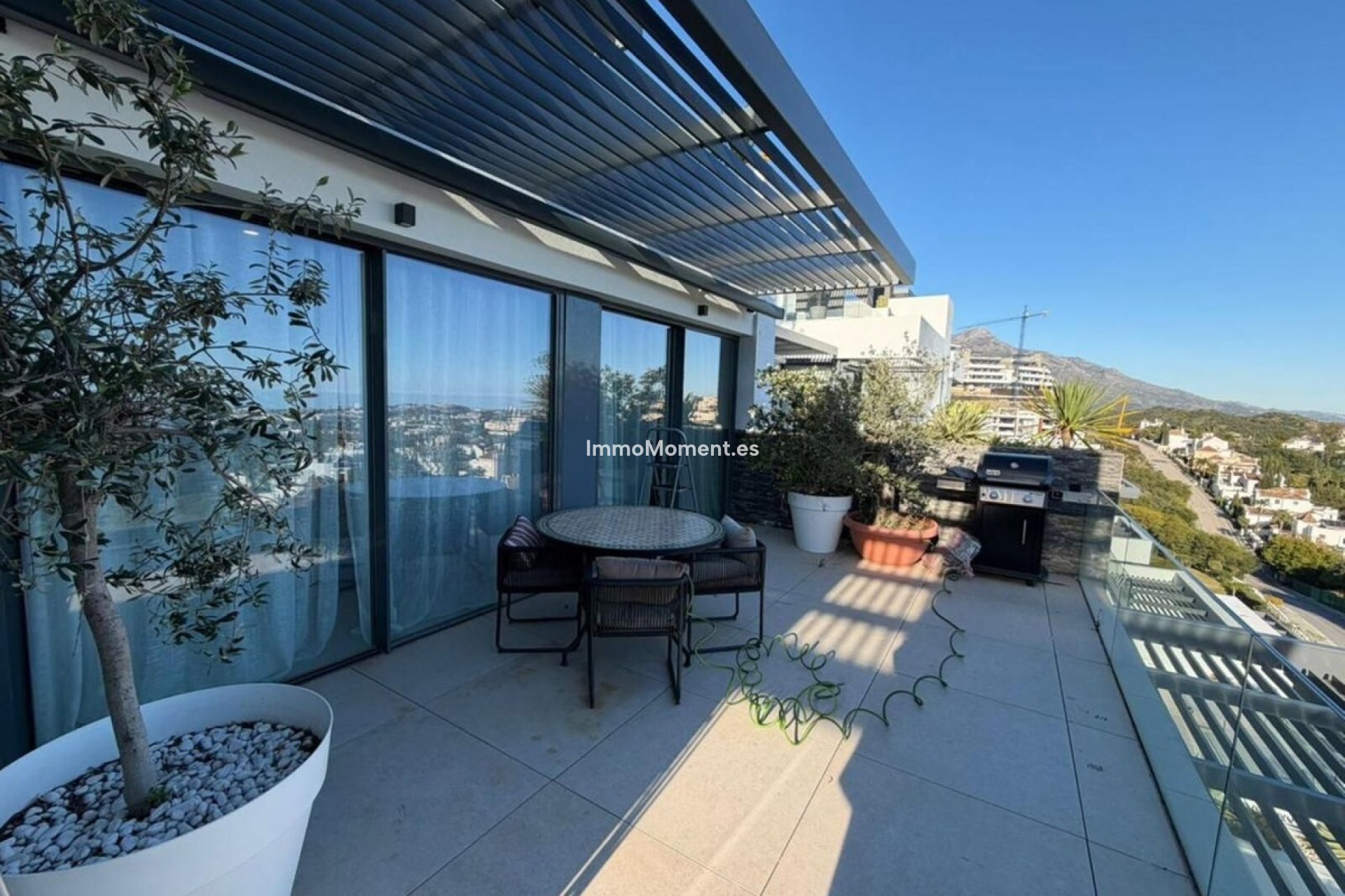 Resale - Apartment - Benahavís - Benahavís Centro