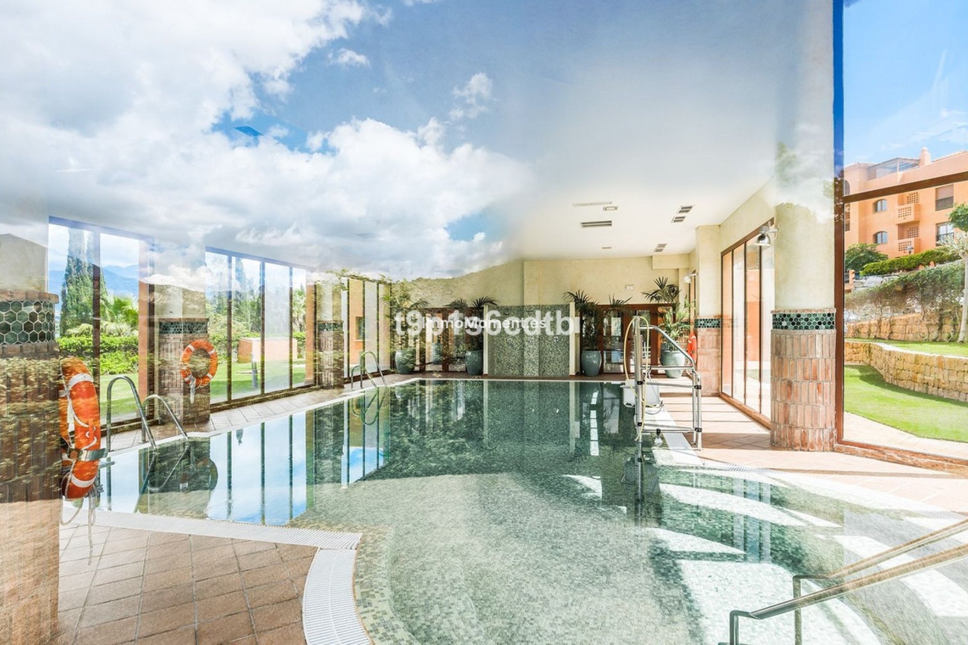 Resale - Apartment - Benahavís - Benahavís Centro