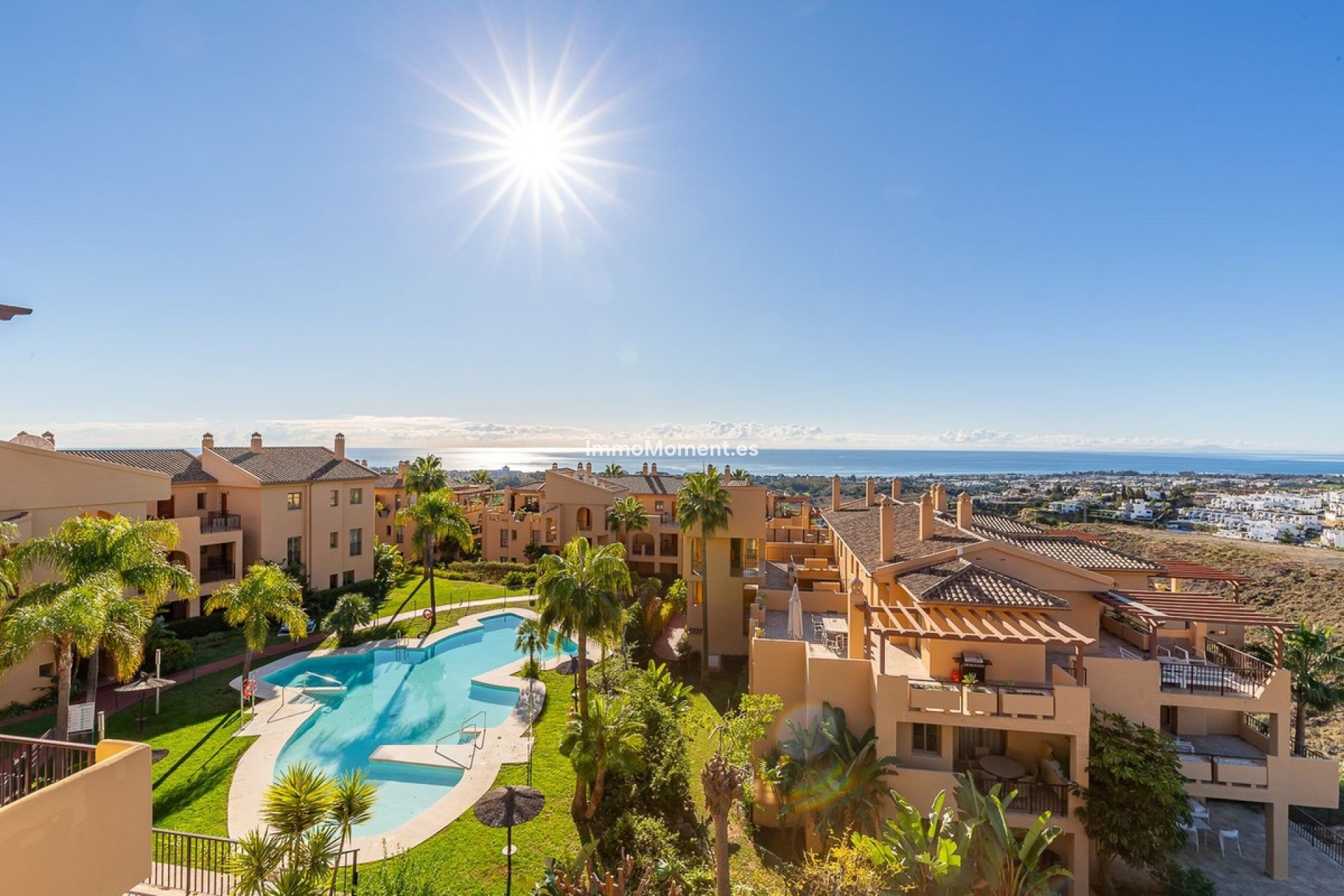 Resale - Apartment - Benahavís - Benahavís Centro