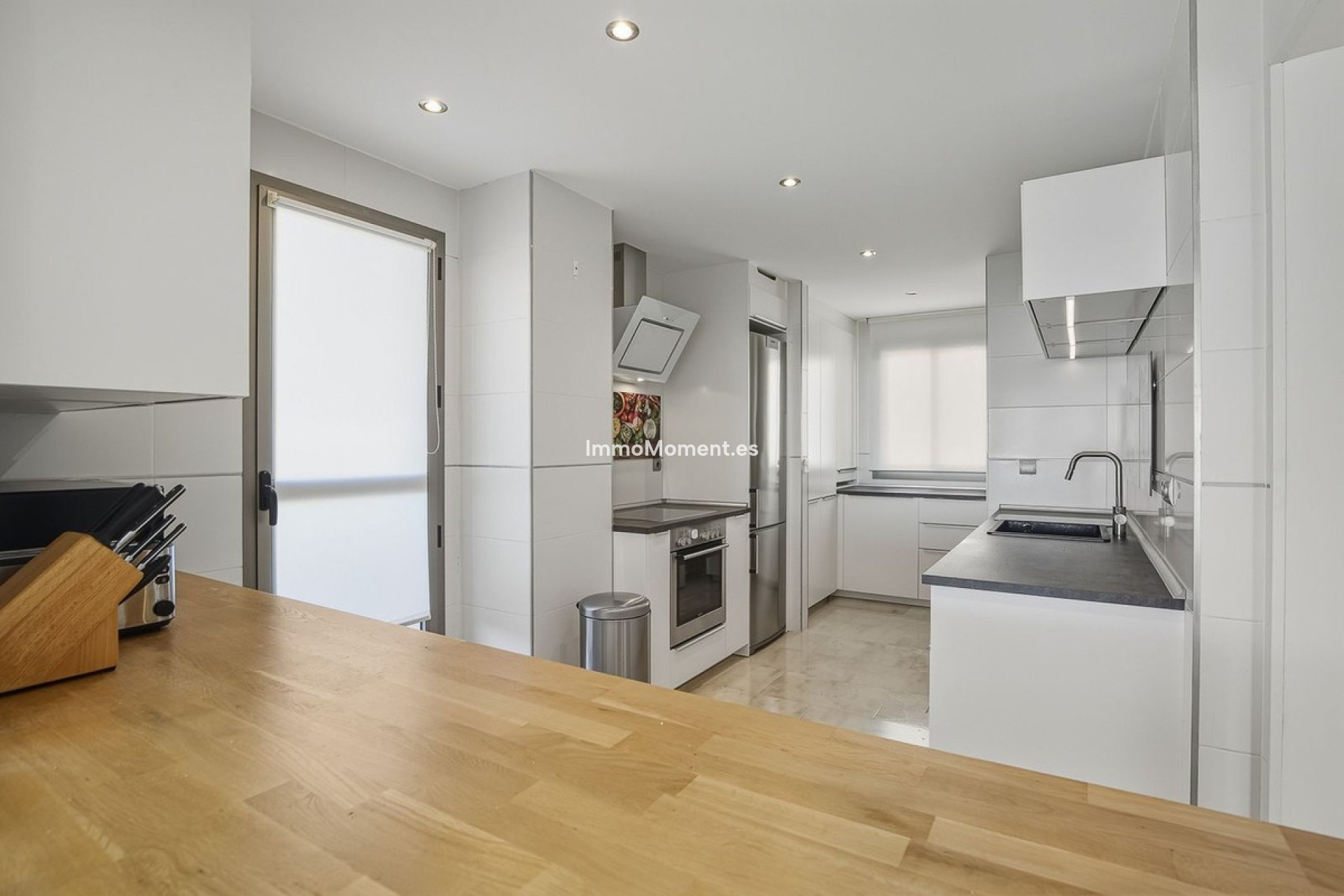 Resale - Apartment - Benahavís - Benahavís Centro