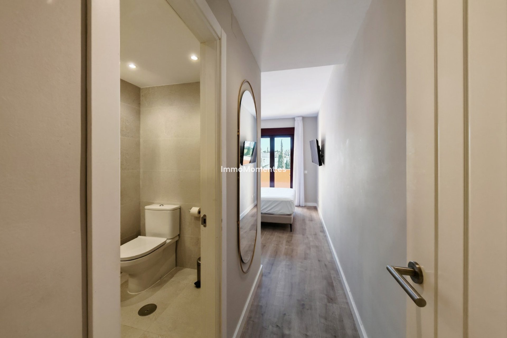 Resale - Apartment - Benahavís - Benahavís Centro