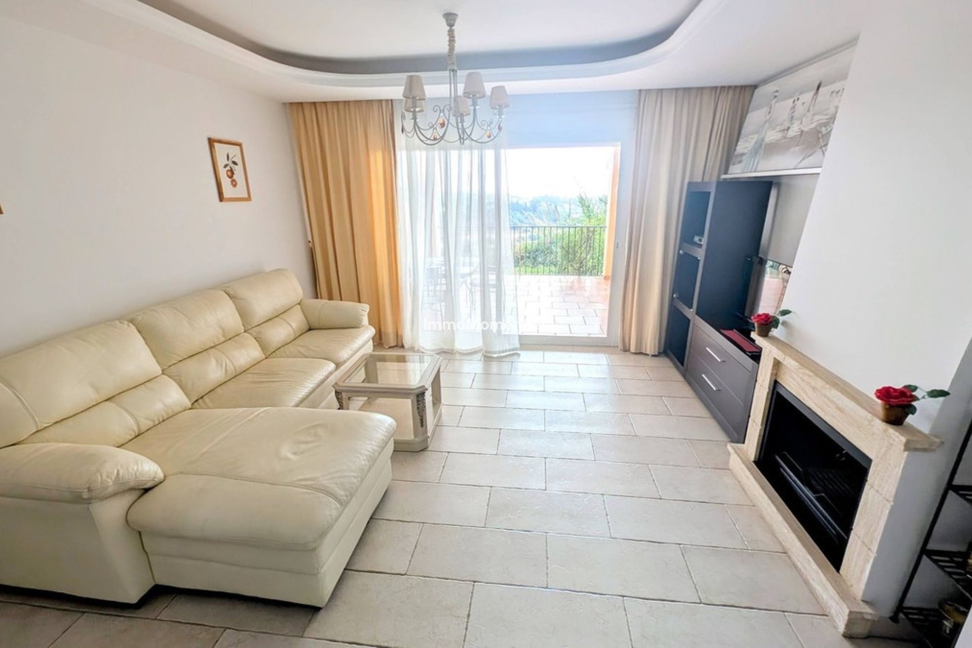 Resale - Apartment - Benahavís - Benahavís Centro