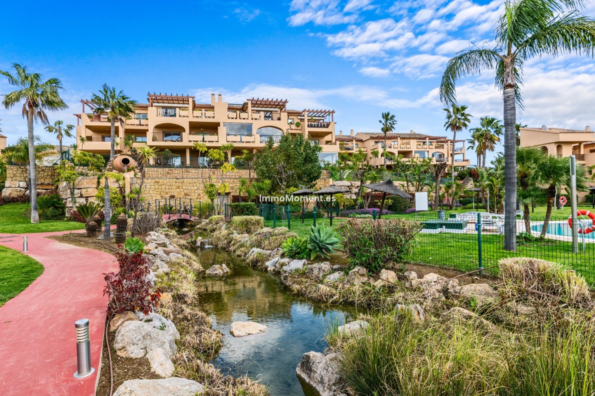 Resale - Apartment - Benahavís - Benahavís Centro