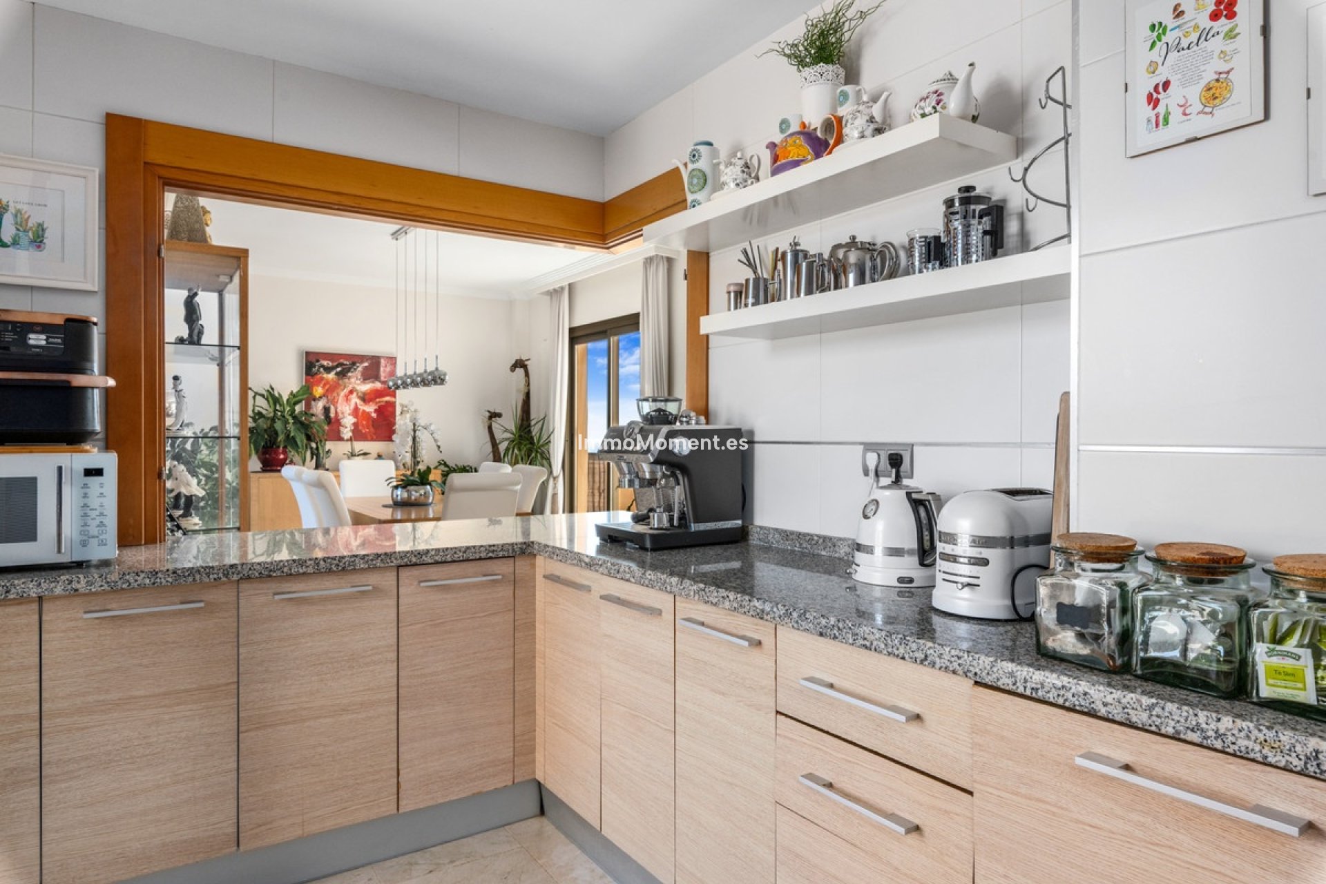 Resale - Apartment - Benahavís - Benahavís Centro