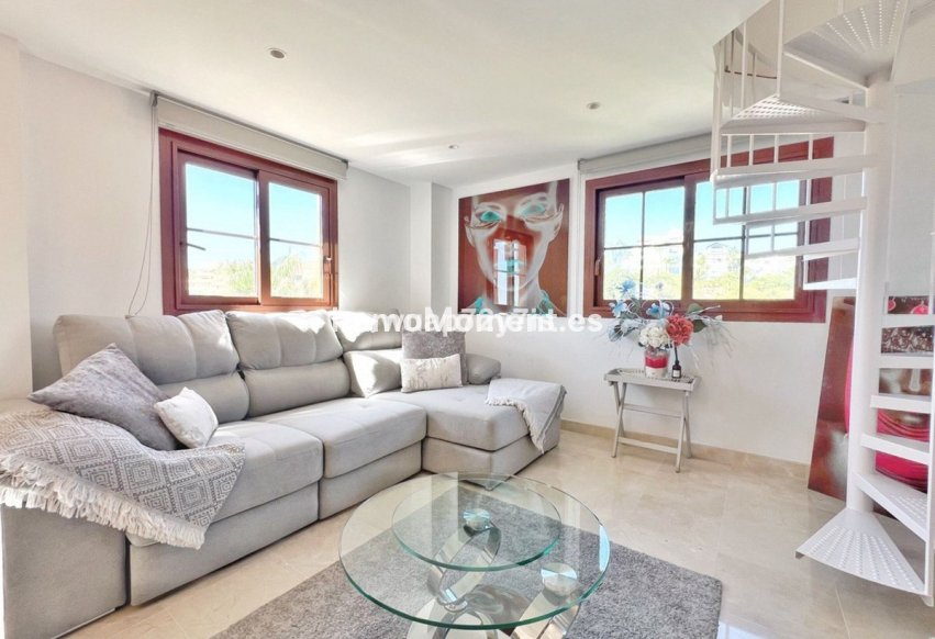 Resale - Apartment - Benahavís - Benahavís Centro