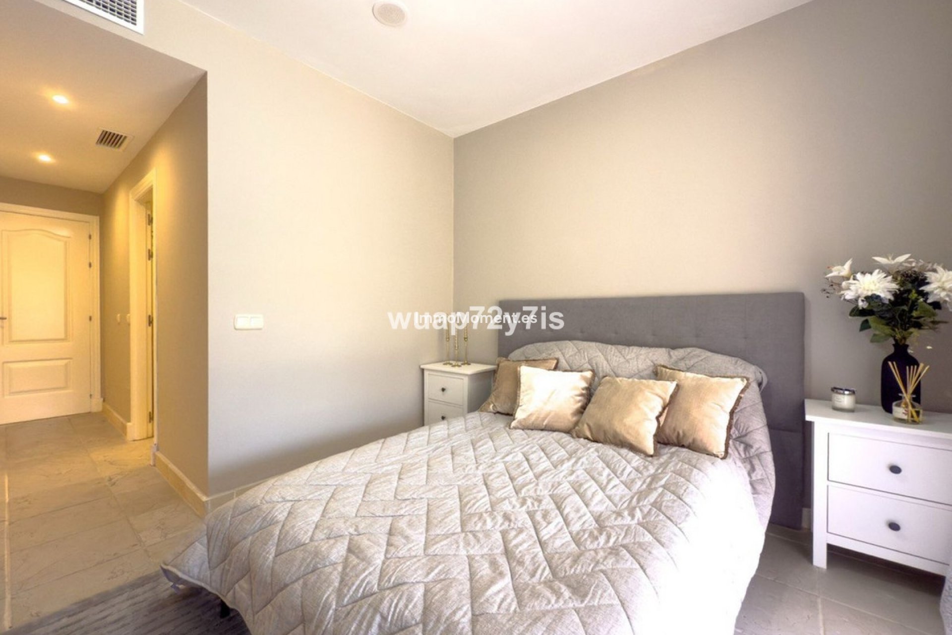 Resale - Apartment - Benahavís - Benahavís Centro