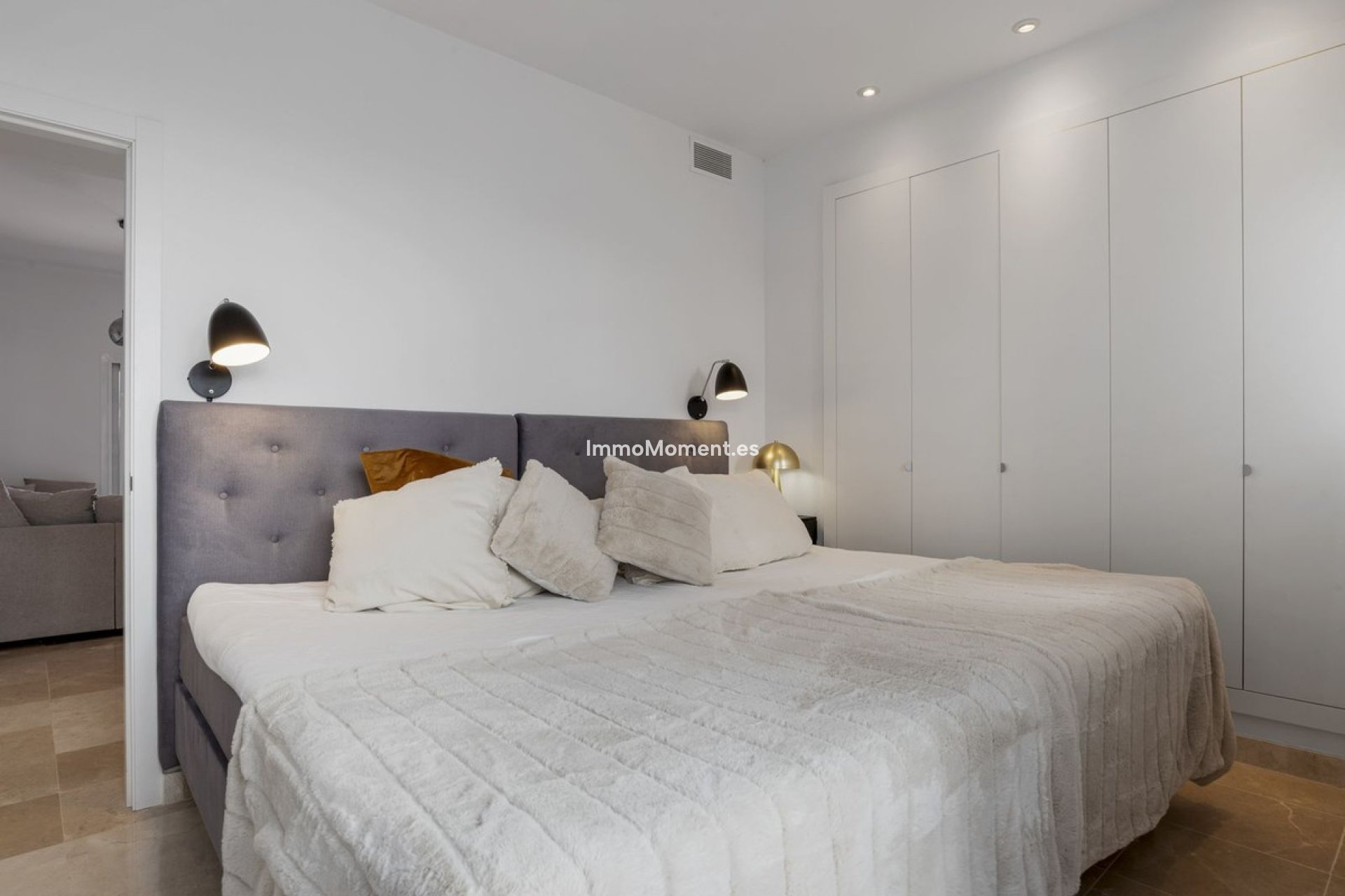 Resale - Apartment - Benahavís - Benahavís Centro