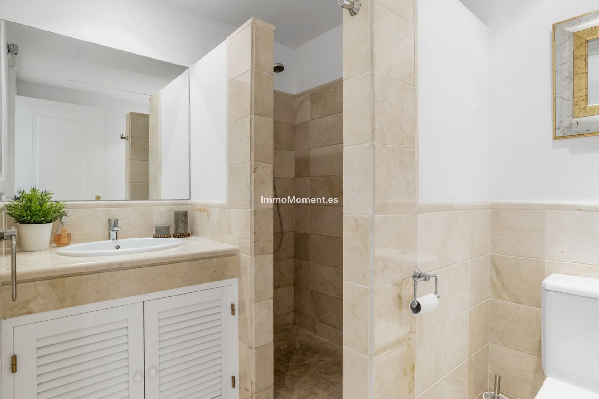 Resale - Apartment - Benahavís - Benahavís Centro