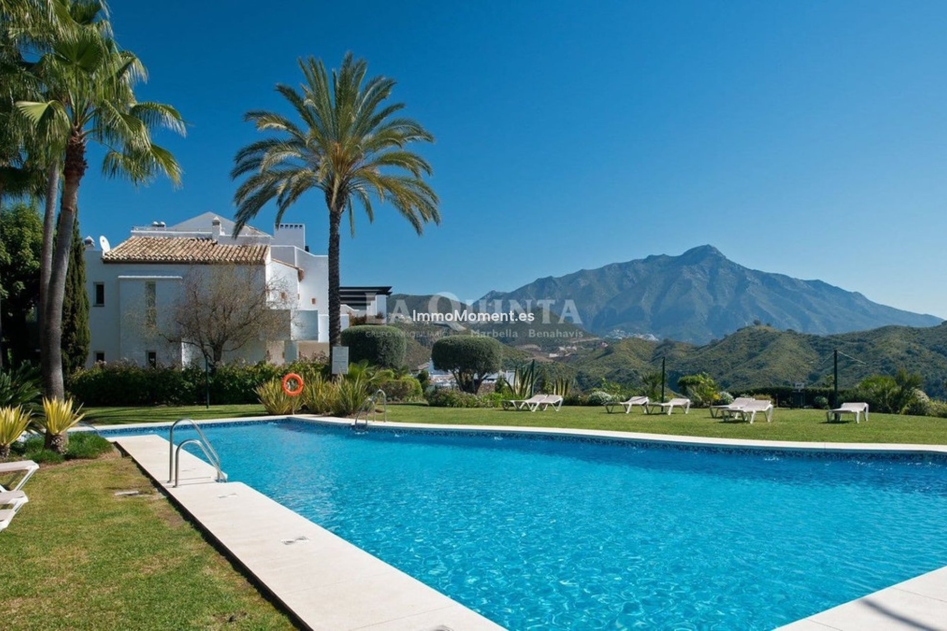 Resale - Apartment - Benahavís - Benahavís Centro