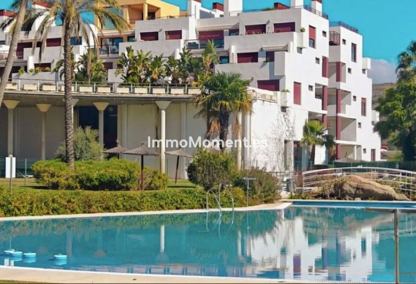 Resale - Apartment - Benahavís - Benahavís Centro