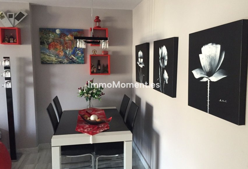 Resale - Apartment - Benahavís - Benahavís Centro