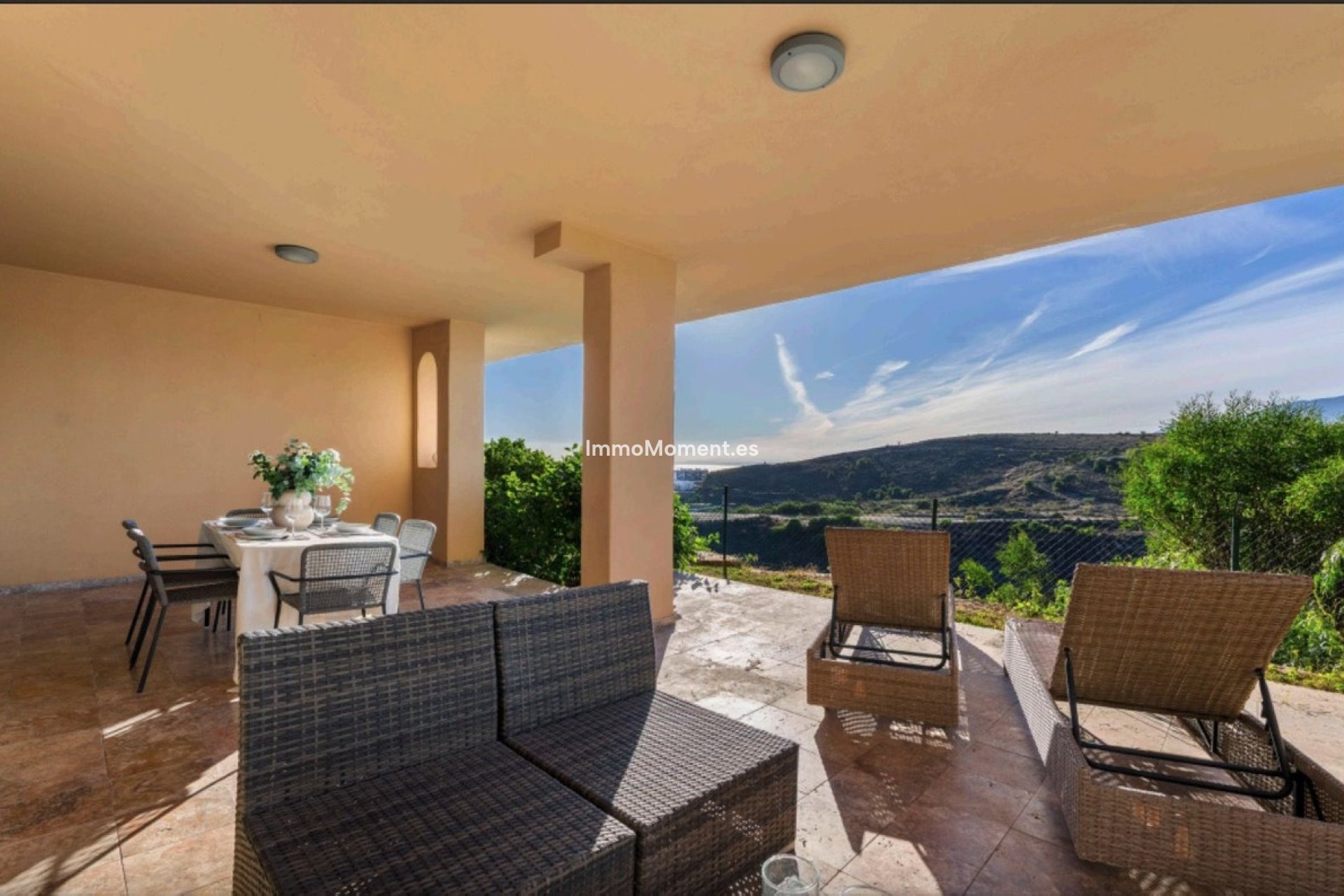 Resale - Apartment - Benahavís - Benahavís Centro