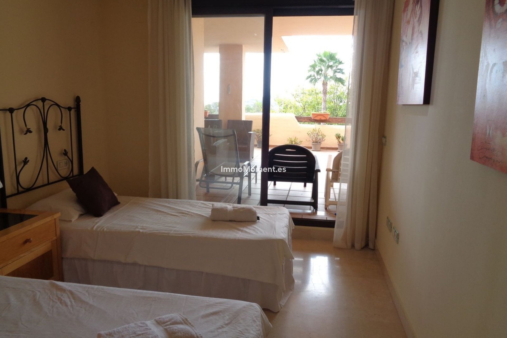 Resale - Apartment - Benahavís - Benahavís Centro