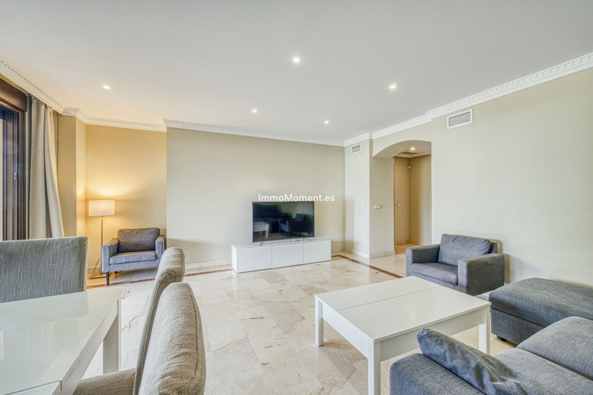 Resale - Apartment - Benahavís - Benahavís Centro