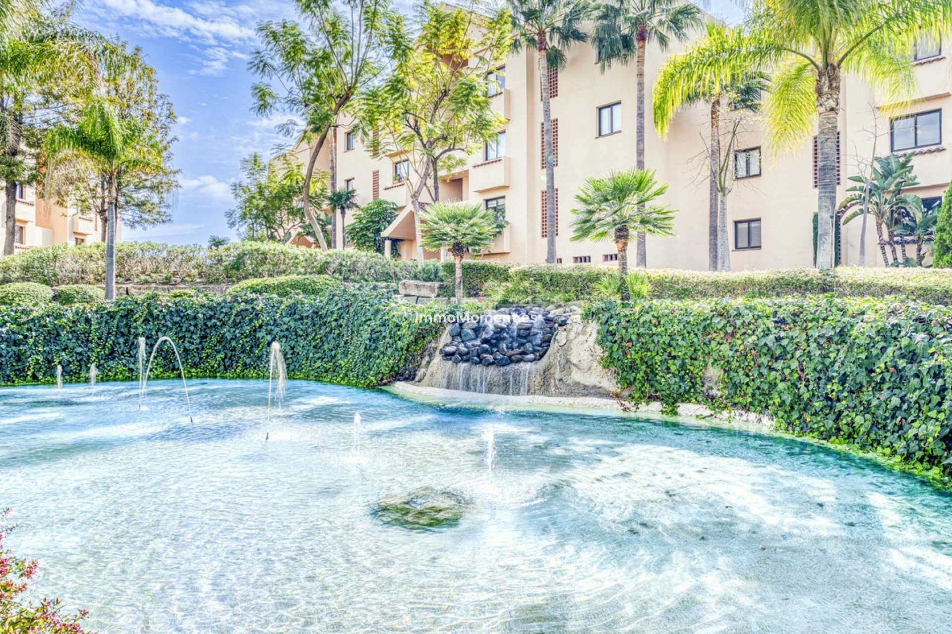 Resale - Apartment - Benahavís - Benahavís Centro