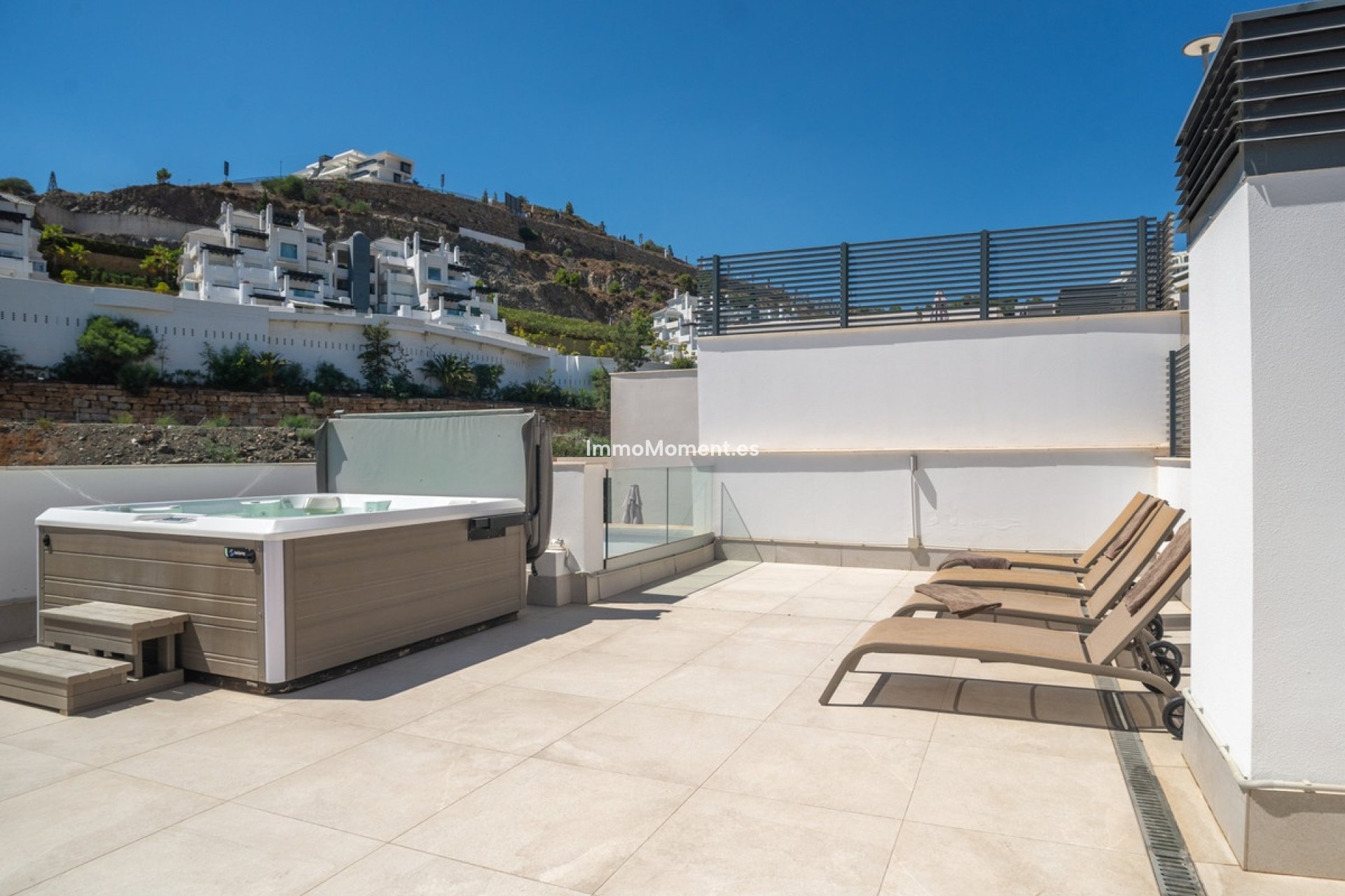 Resale - Apartment - Benahavís - Benahavís Centro