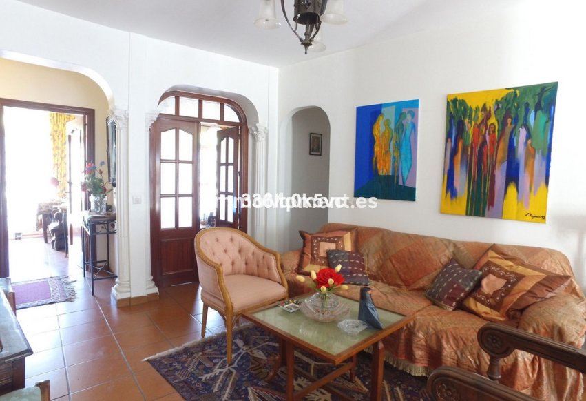 Resale - Apartment - Benahavís - Benahavís Centro