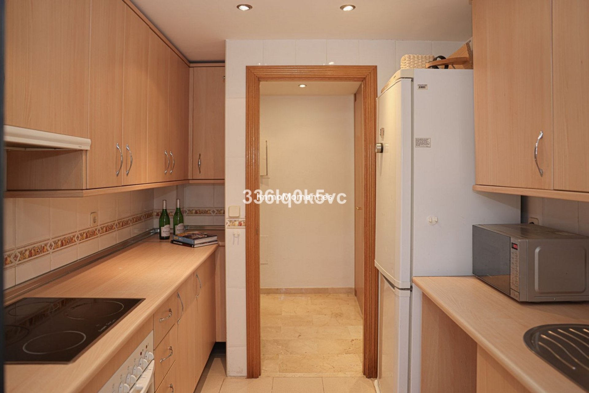 Resale - Apartment - Benahavís - Benahavís Centro