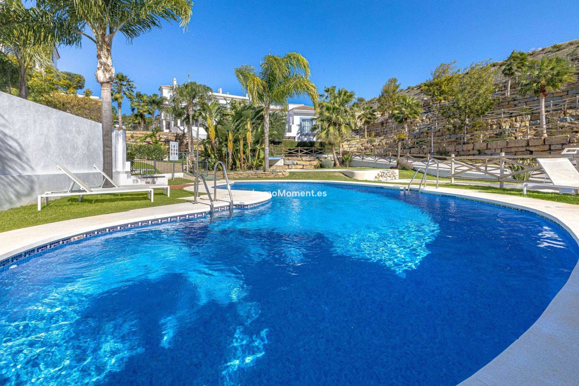 Resale - Apartment - Benahavís - Benahavís Centro