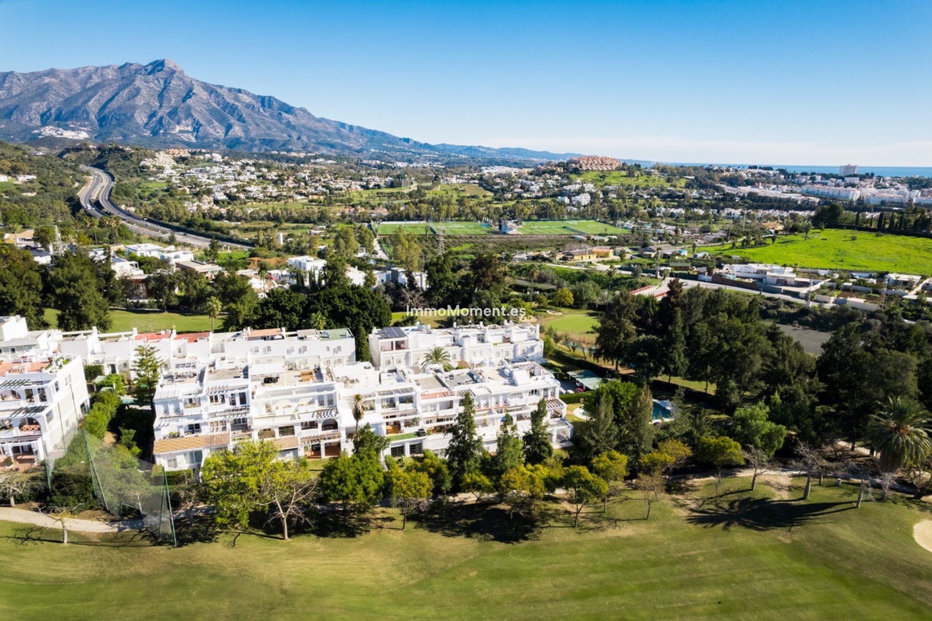 Resale - Apartment - Benahavís - Benahavís Centro