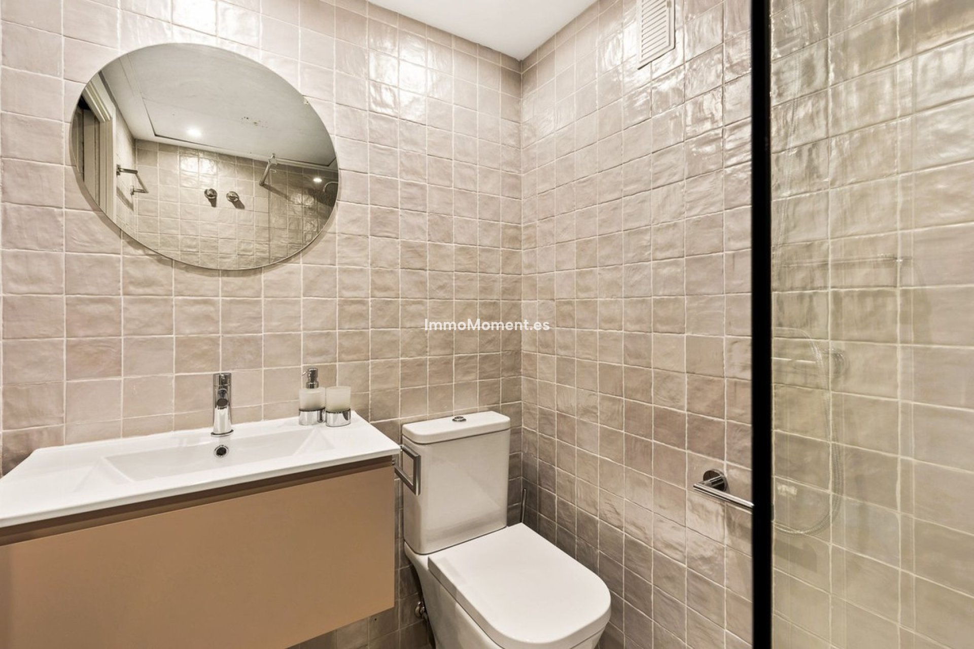 Resale - Apartment - Benahavís - Benahavís Centro