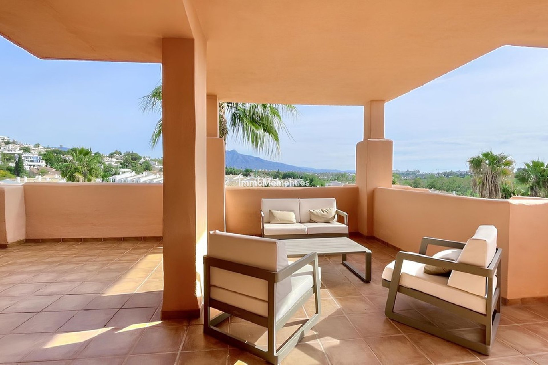 Resale - Apartment - Benahavís - Benahavís Centro