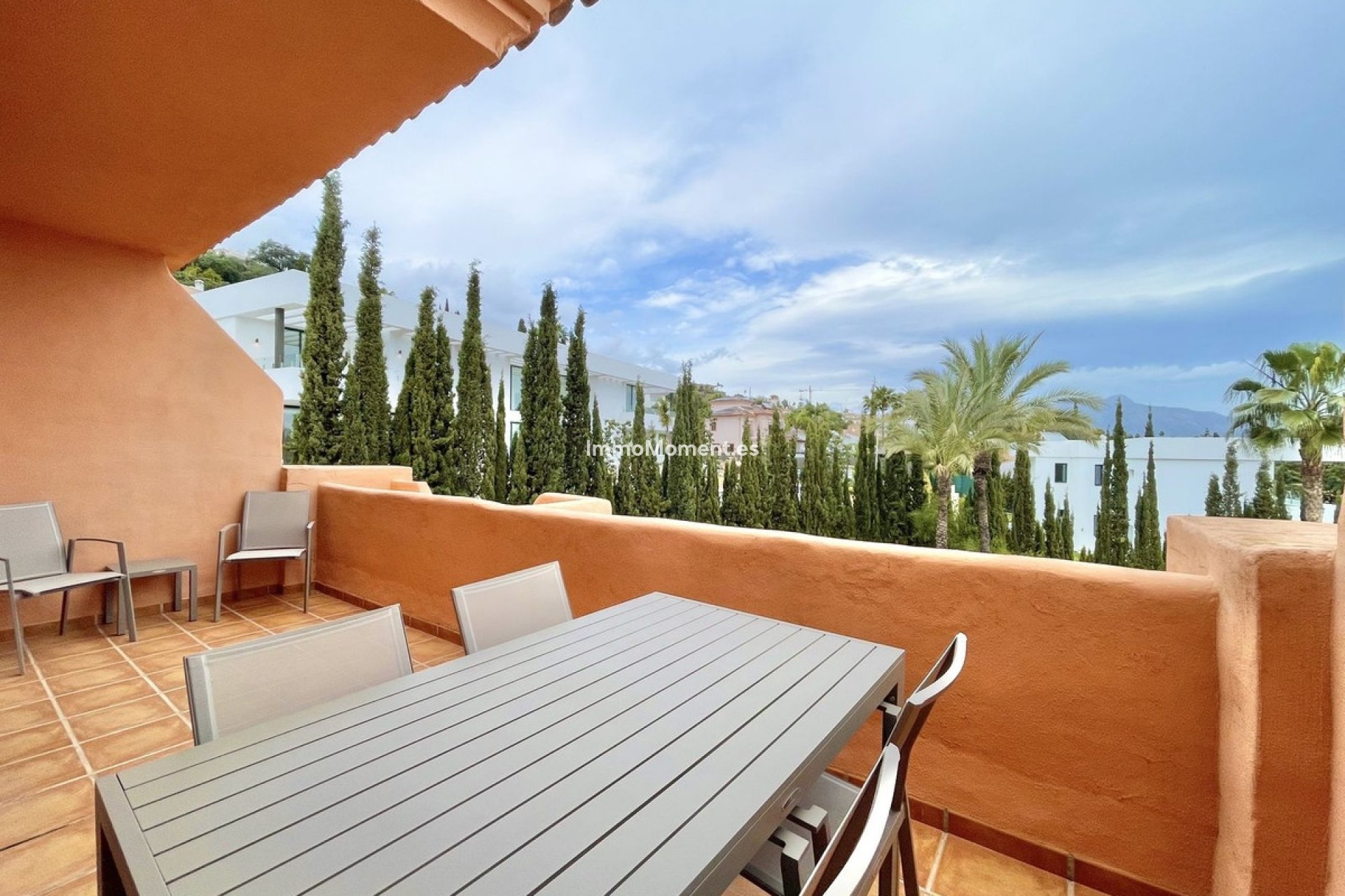 Resale - Apartment - Benahavís - Benahavís Centro